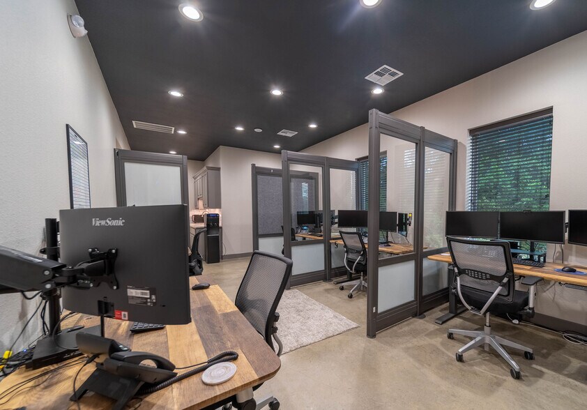 More Photos Of 2517 Creekmire -1, Conroe Medical For Sale