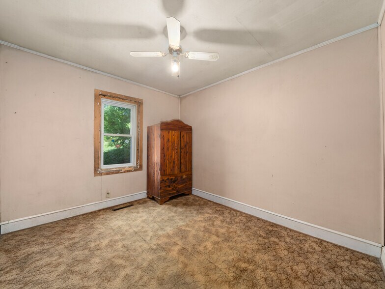More Photos Of 3619 Asheville Hwy, Pisgah Forest Office Residential For Sale