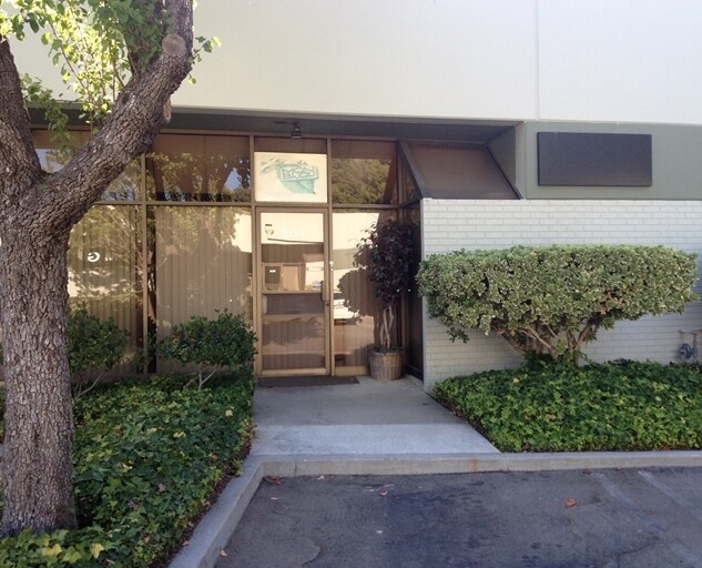More Photos Of 31121-31131 Via Colinas, Westlake Village Unknown For Lease