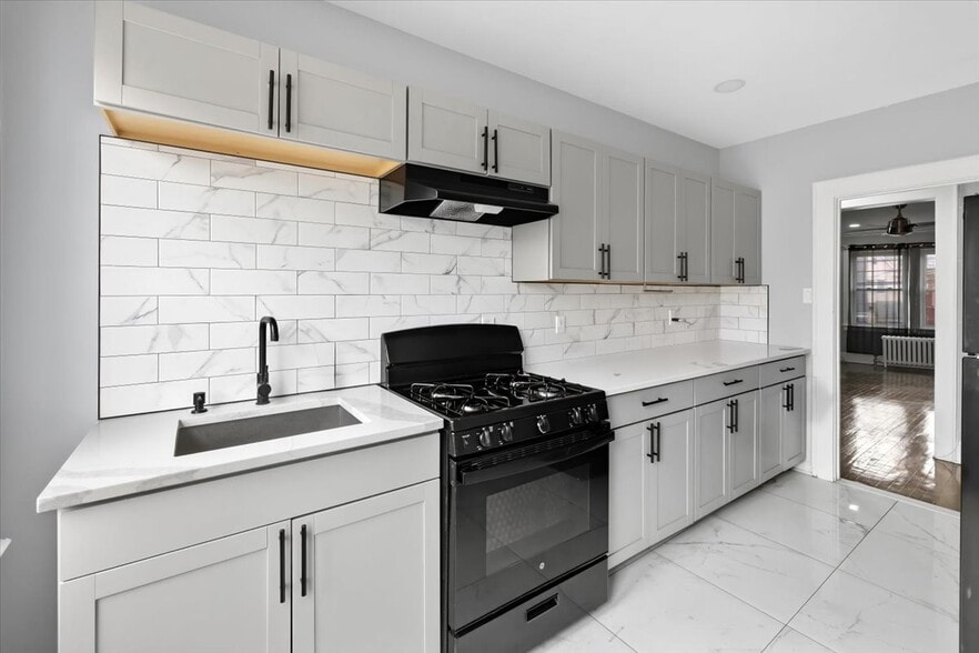 More Photos Of 216-218 Orange Ave, Irvington Convenience Store For Sale