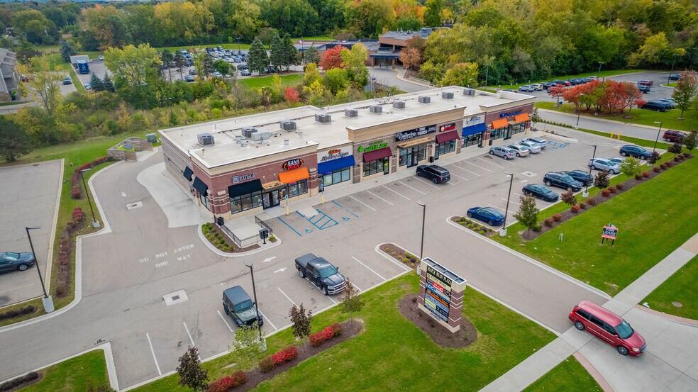 More Photos Of 3522-3594 15 Mile Rd, Sterling Heights Unknown For Lease