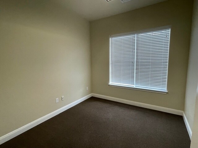 More Photos Of 1920 Corporate Dr, San Marcos Office For Sale
