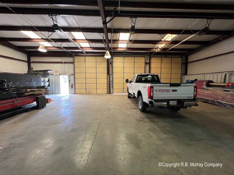 More Photos Of 1914 N Barnes Ave, Springfield Truck Terminal For Sale