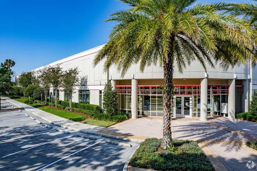 Primary Photo Of 102 W Pineloch Ave, Orlando Medical For Lease