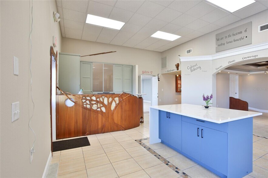 More Photos Of 2430 17th St, Sarasota Freestanding For Sale