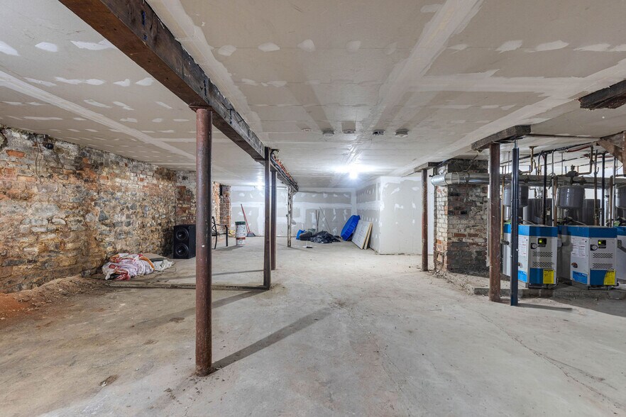 More Photos Of 467 Columbus Ave, New Haven Apartments For Sale