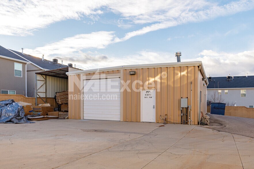 More Photos Of 260 DL Sargent Rd, Cedar City Warehouse For Sale