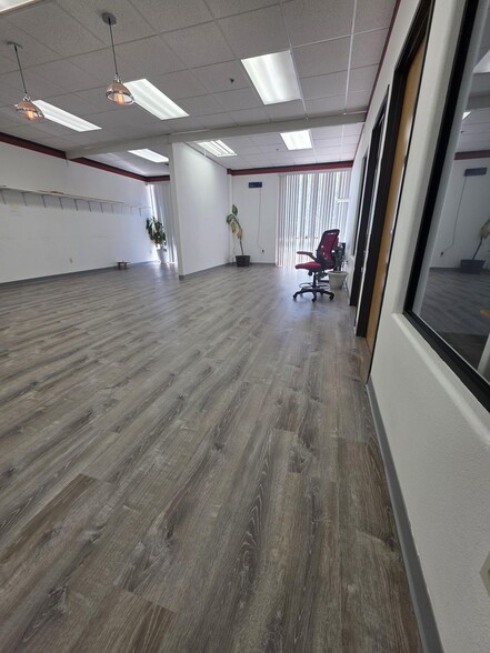 More Photos Of 4470 Yankee Hill Rd, Rocklin Flex For Lease