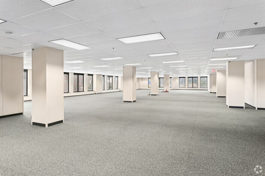 More Photos Of 319 Washington St, Johnstown Office For Sale