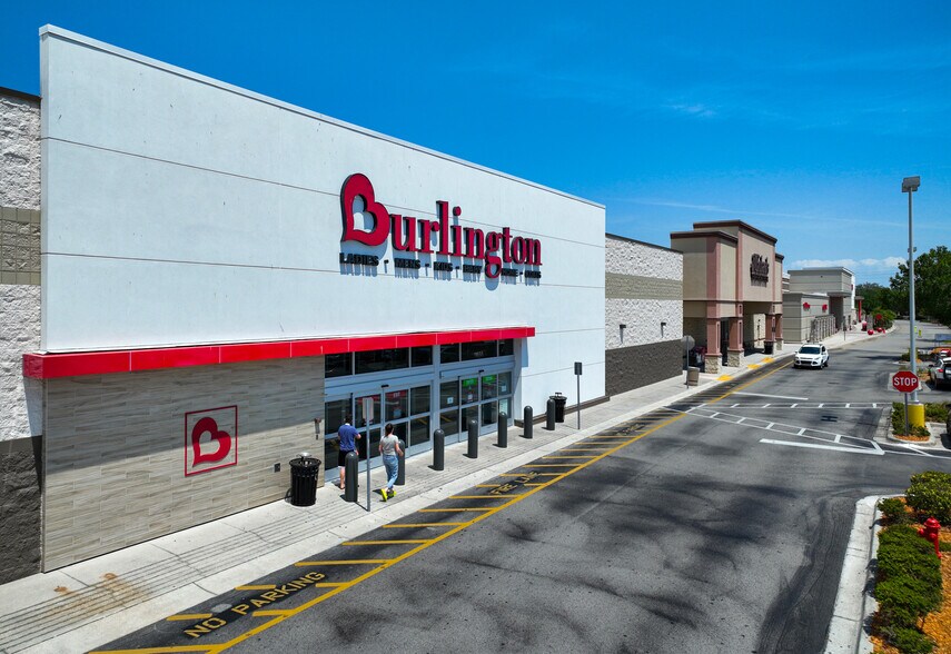 More Photos Of W Hillsborough Ave @ Double Branch Rd, Tampa Unknown For Lease