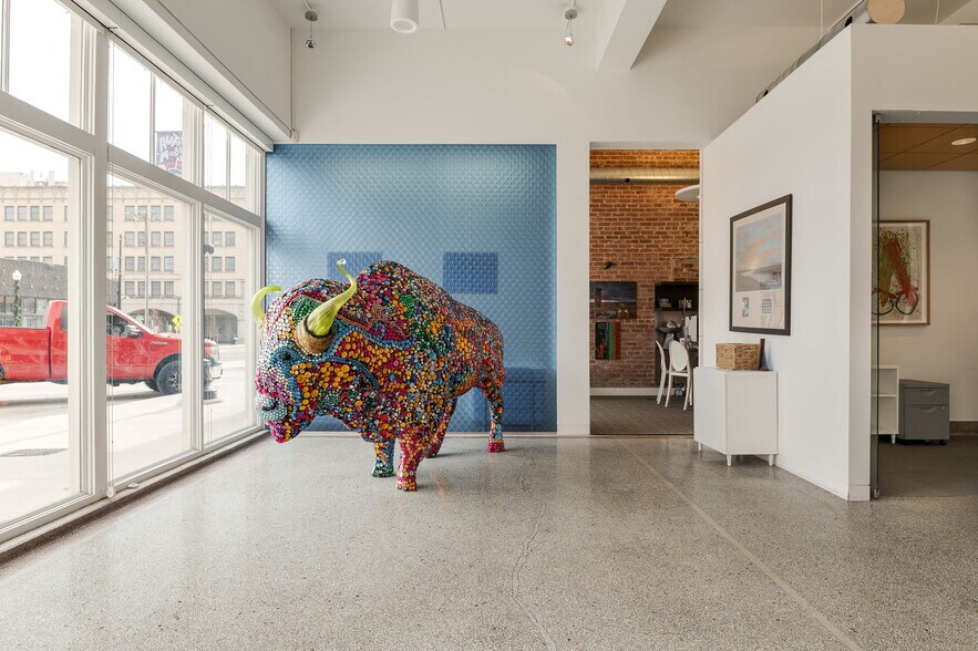 More Photos Of 811 N Broadway Ave, Oklahoma City Office For Lease