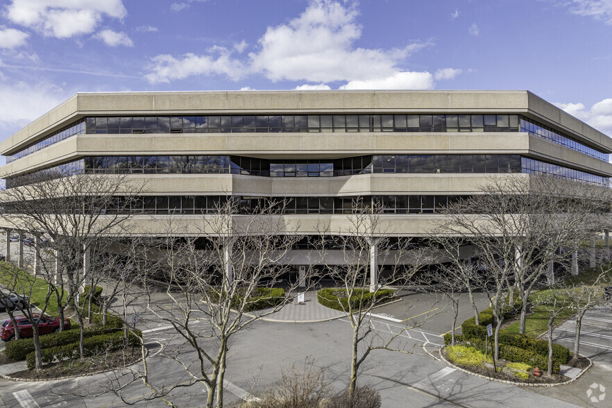 Primary Photo Of 80 E State Rt 4, Paramus Office For Lease