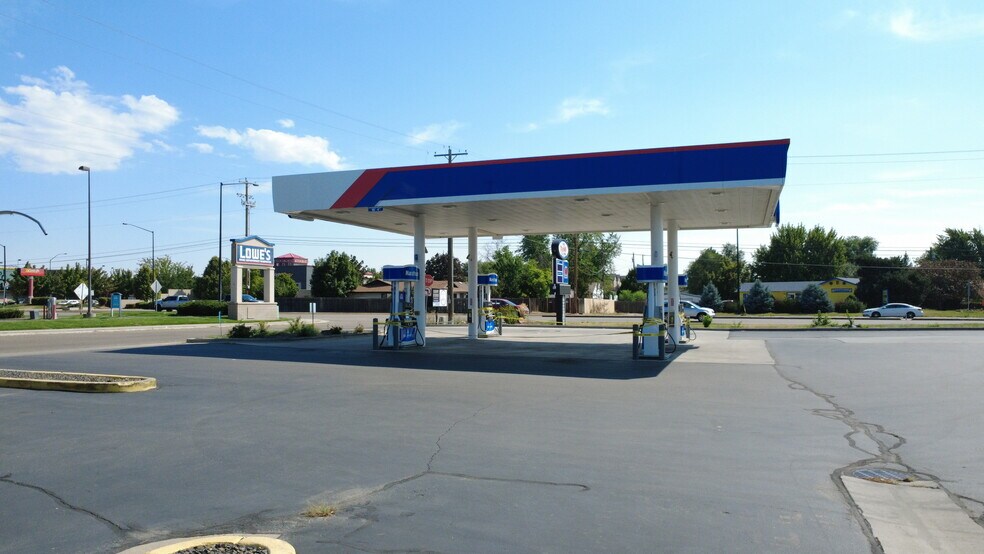 More Photos Of 8160 W Overland Rd, Boise Carwash For Lease