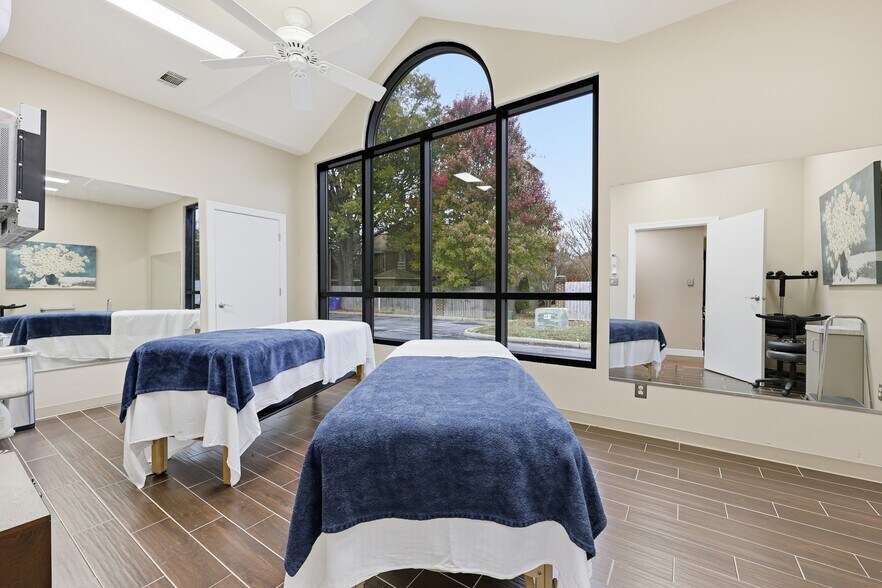 More Photos Of 968 First Colonial Rd, Virginia Beach Medical For Sale