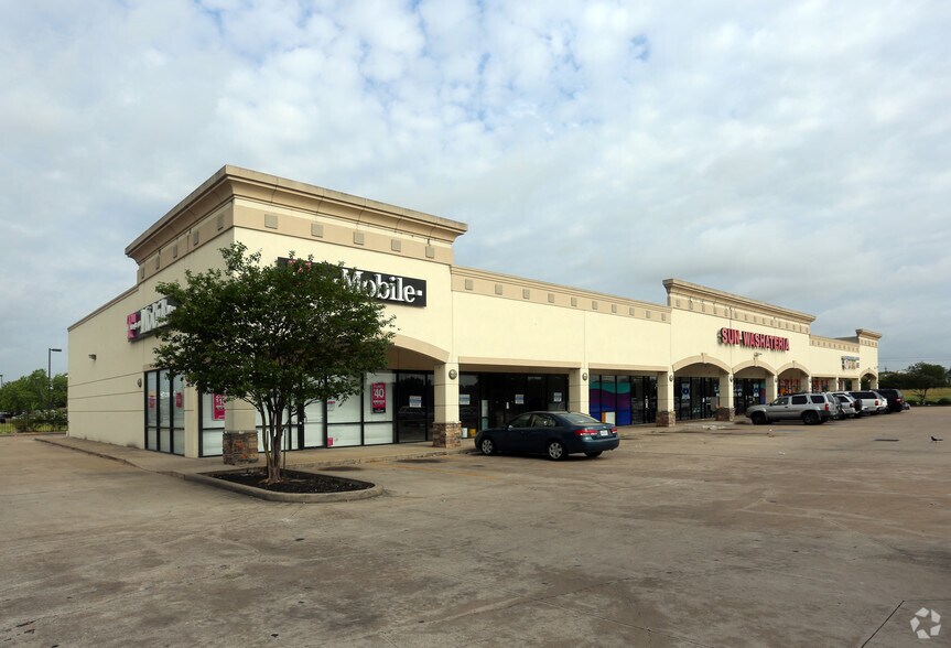 Primary Photo Of 10114 Bissonnet St, Houston Storefront For Lease
