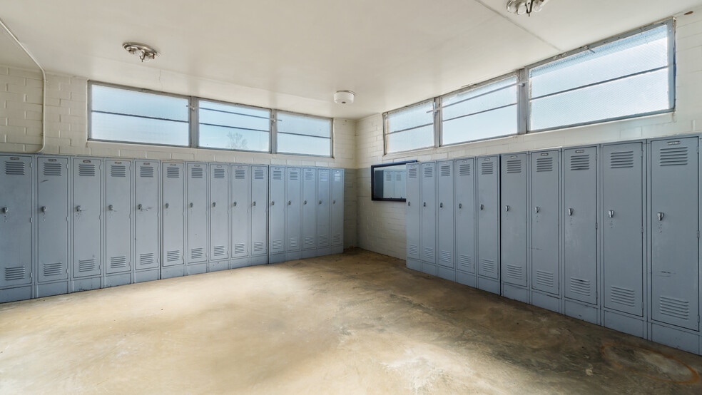 More Photos Of 14905 Oak St, Hosston Schools For Sale