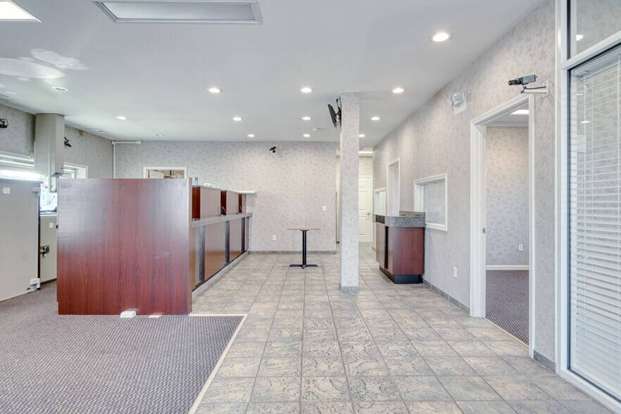 More Photos Of 2145 Roanoke St SE, Christiansburg Bank For Sale