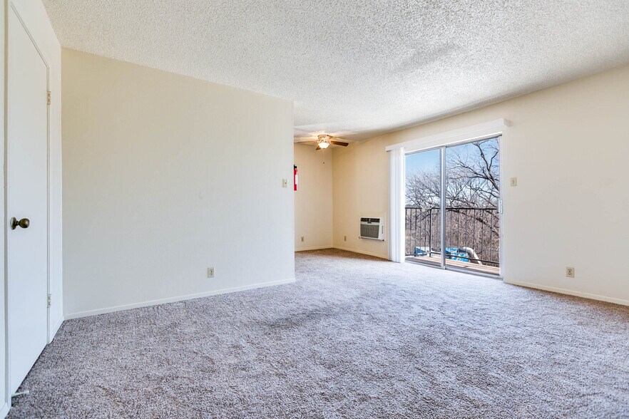 More Photos Of 1707-1717 Greenwood St, San Angelo Apartments For Sale