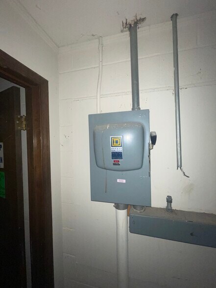 More Photos Of 2461 Panther Pky, Smiths Station General Retail For Lease