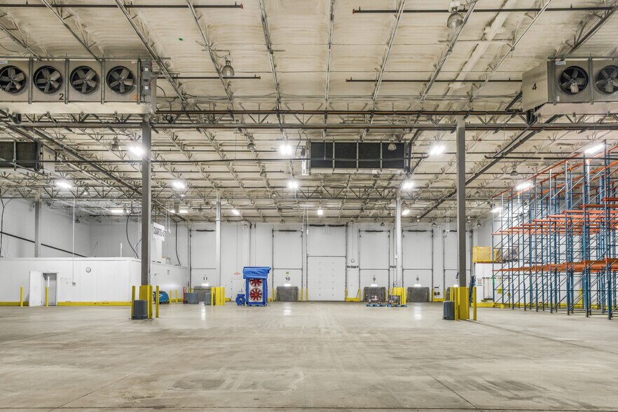 More Photos Of 4401-4409 Wanda Ave, McAllen Refrigeration Cold Storage For Lease