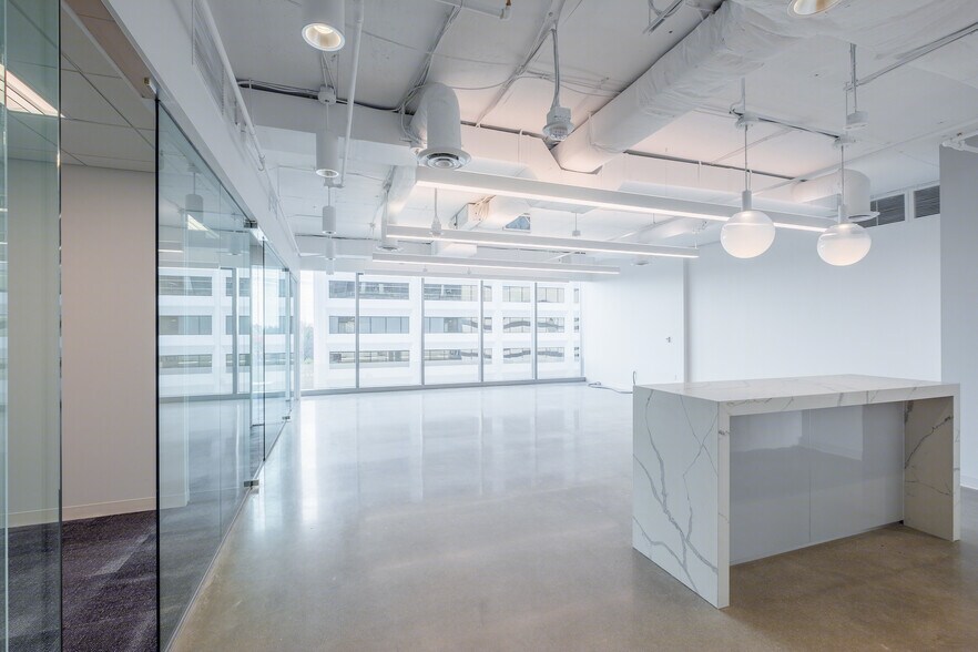 More Photos Of 4500 East West Hwy, Bethesda Office For Lease