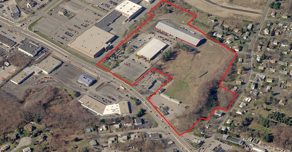 More Photos Of 1300 Fall River Ave, Seekonk Land For Lease