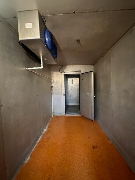 More Photos Of 540 W Main St, Barstow Restaurant For Sale