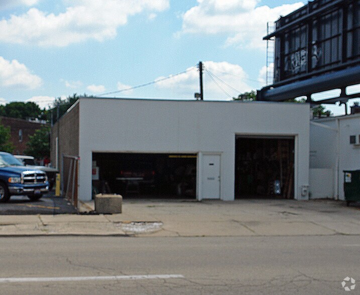 More Photos Of 323 S Jefferson St, Dayton General Retail For Sale