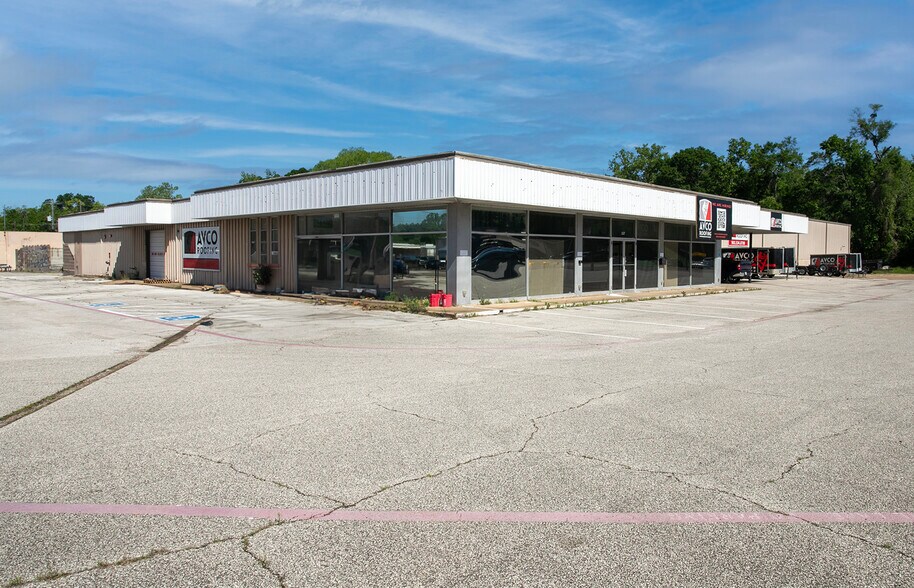 More Photos Of 127 SH 31, Longview Distribution For Lease