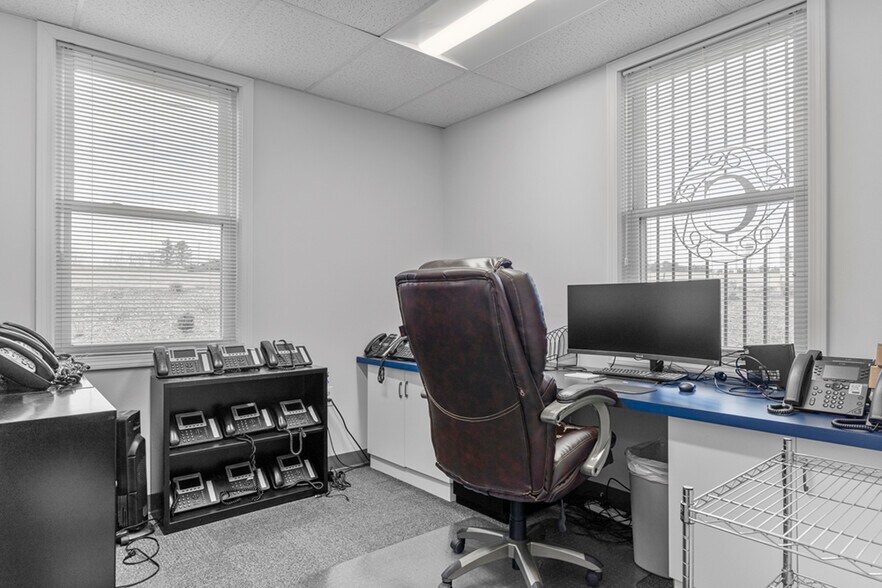 More Photos Of Rt 1, Walpole Medical For Sale