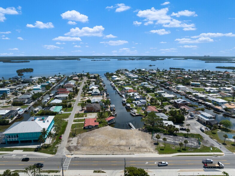 More Photos Of 6555 Estero Blvd, Fort Myers Land For Sale