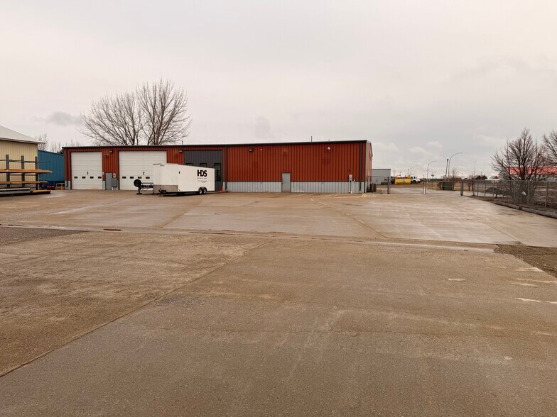 More Photos Of 5936 53rd Ave, Fargo Warehouse For Sale
