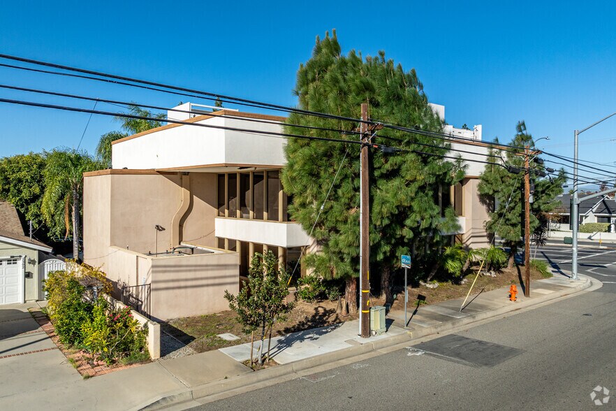 More Photos Of 2914 E Katella Ave, Orange Office For Sale