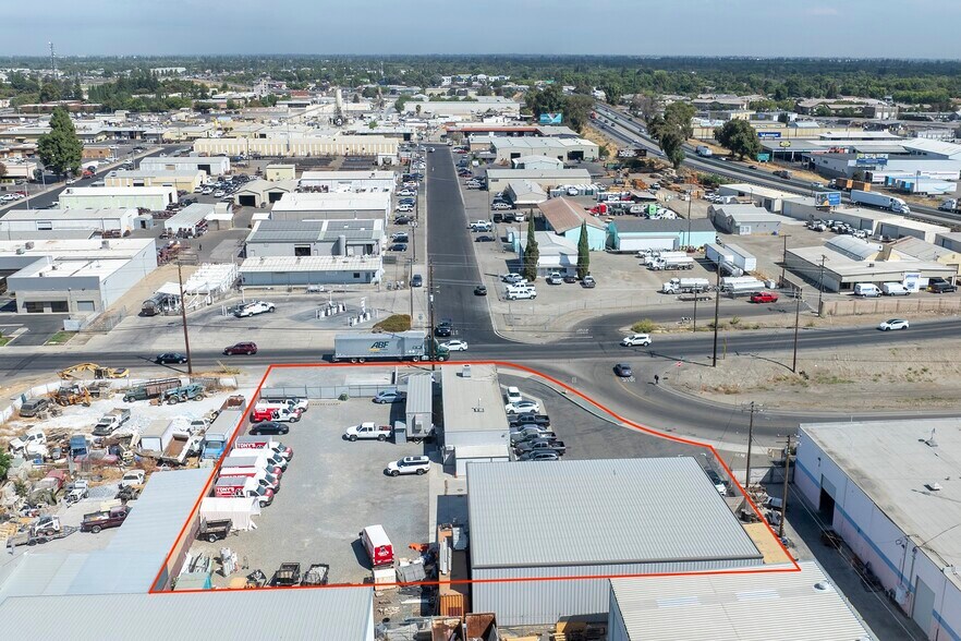 More Photos Of 1236 Woodland Ave, Modesto Warehouse For Lease