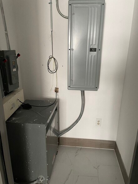 More Photos Of 9889 Bellaire Blvd, Houston Unknown For Lease