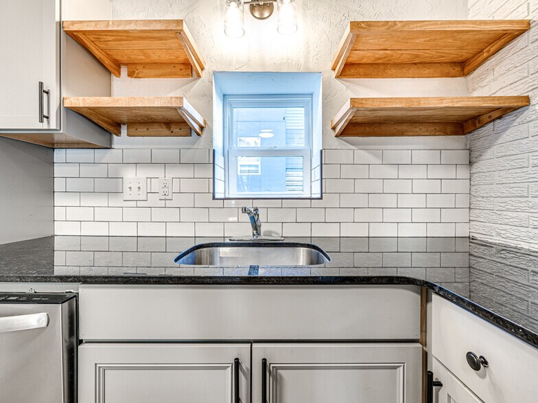 More Photos Of 127 N Duck St, Stillwater Apartments For Sale