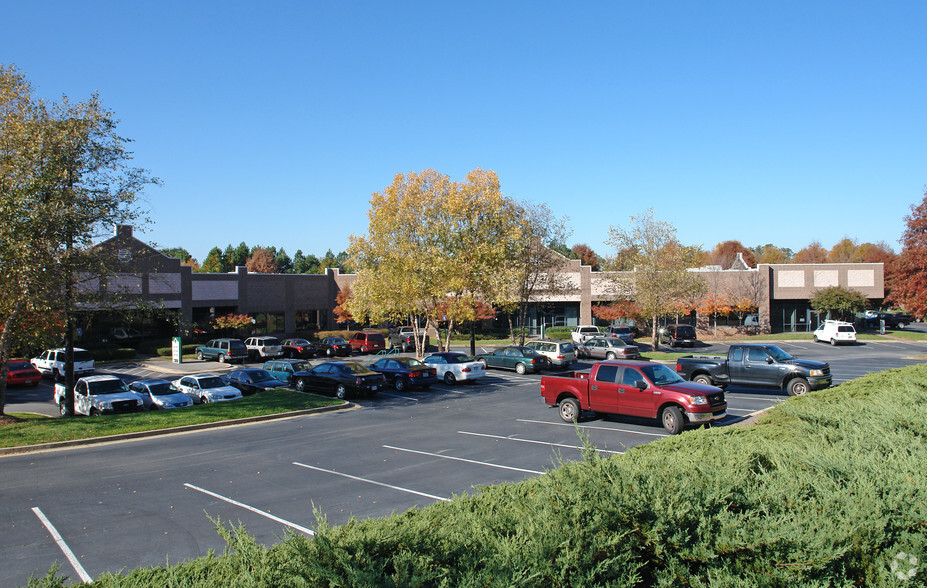 Primary Photo Of 11390 Old Roswell Rd, Alpharetta Research And Development For Lease