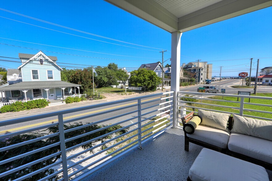 More Photos Of 205 E Savannah Rd, Lewes Specialty For Sale