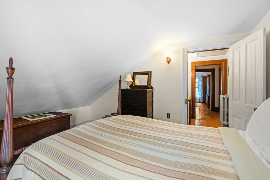 More Photos Of 23-25 Race St, Jim Thorpe Hospitality For Sale