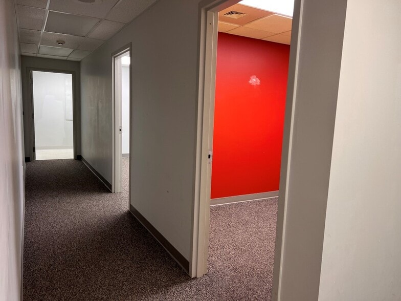 More Photos Of 1112-1128 Broadway St, Quincy Flex For Lease