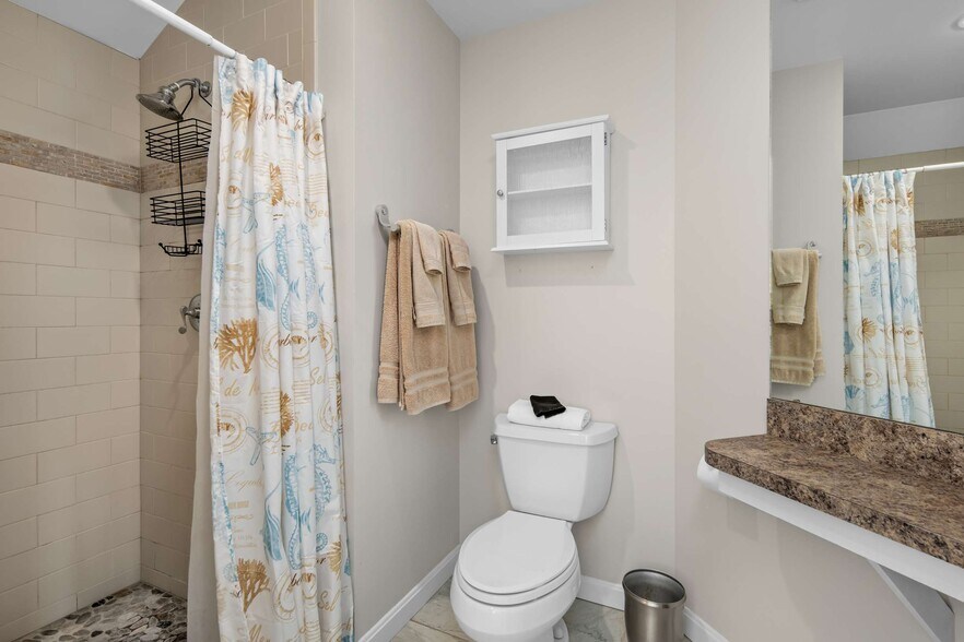 More Photos Of 3 Harbor Lane, Ogunquit Apartments For Sale