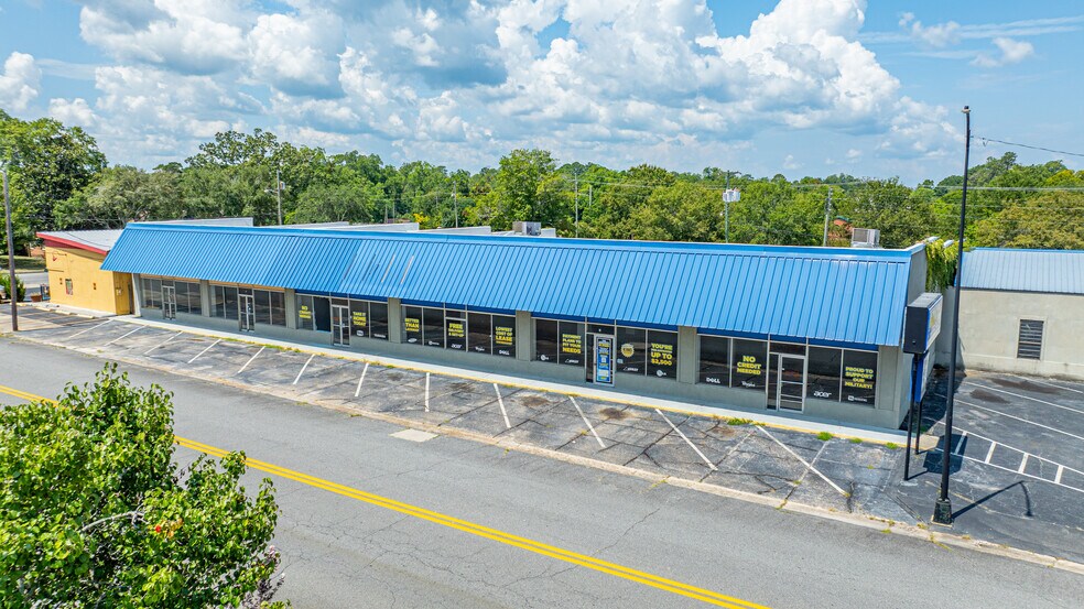 More Photos Of 3 1st St Nw, Moultrie Freestanding For Sale
