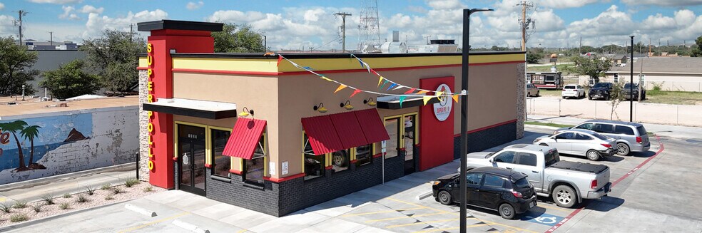 More Photos Of 1800 Rankin Hwy, Midland Fast Food For Sale