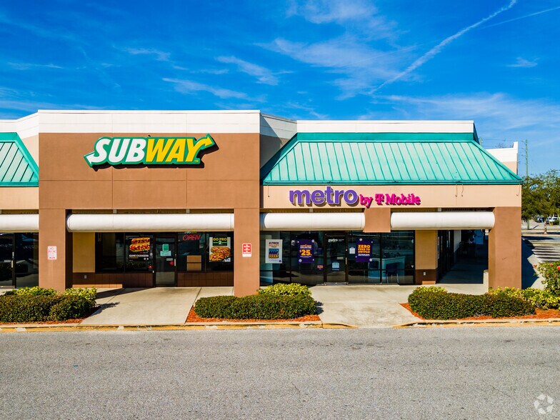 More Photos Of 10017 US Highway 19 S, Port Richey Unknown For Lease