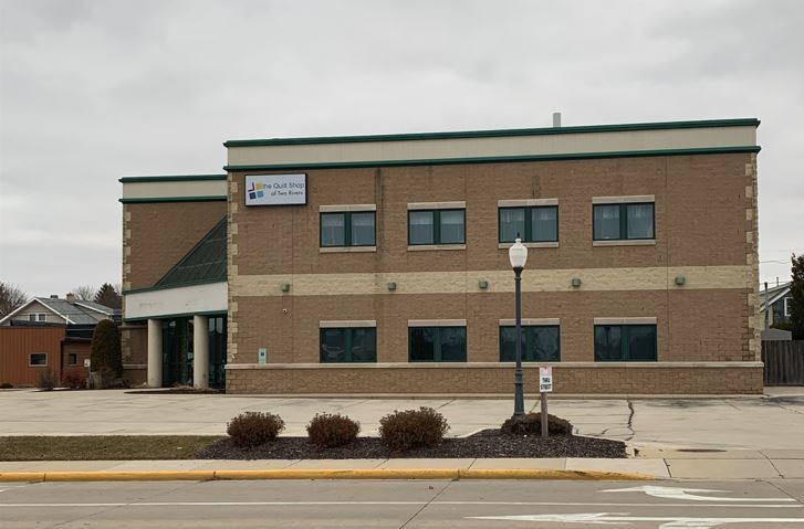 More Photos Of 2205 Forest Ave, Two Rivers Office Residential For Sale