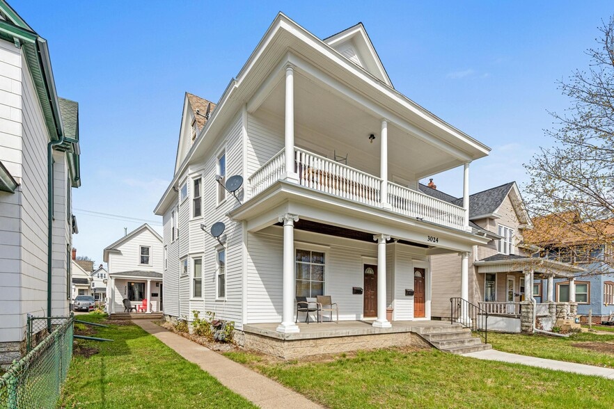 More Photos Of 3024 Chicago Ave, Minneapolis Apartments For Sale