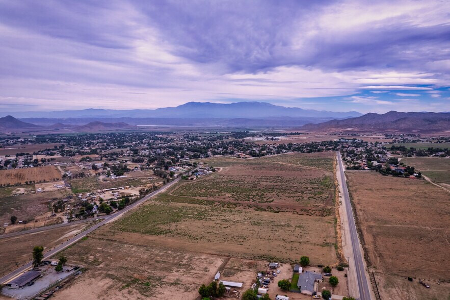 More Photos Of 0 Gibson Ave & Montgomery ave, Nuevo Land For Sale