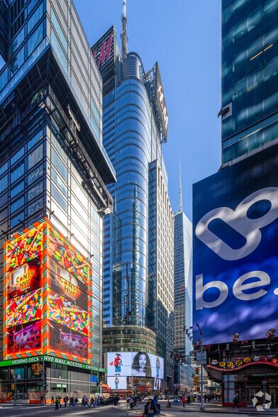 More Photos Of 151 W 42nd St, New York Office For Lease