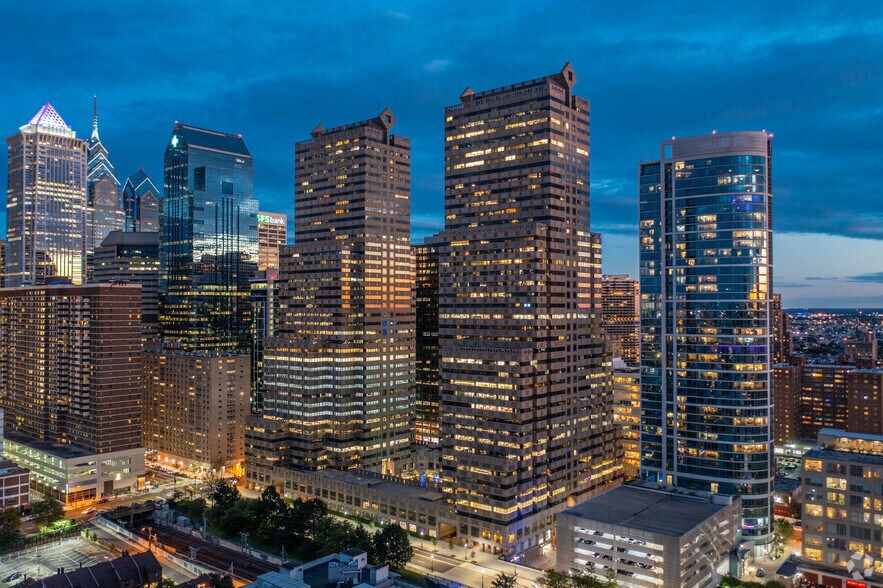 More Photos Of 2001 Market St, Philadelphia Coworking Space