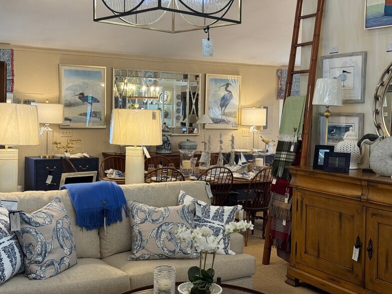 More Photos Of 51 Western Ave, Kennebunk Storefront Retail Office For Sale